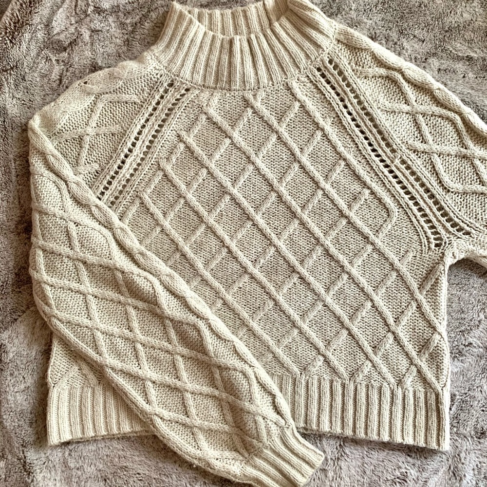 Knit sweater
